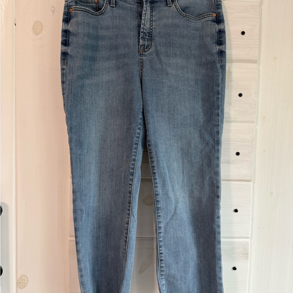 Seven7 Straight Leg High-rise Capri Jeans